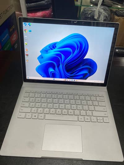 Microsoft Surface Book 2 | i7 8th Gen | 16GB | 512GB SSD | GTX 1050