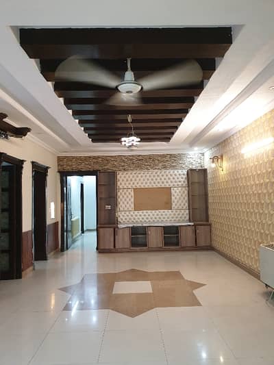 10 marla house available for rent in bahria town phase 4