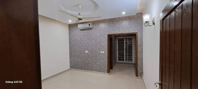 10 Marla Beautiful House Available For Rent In Bahria Town Phase 2