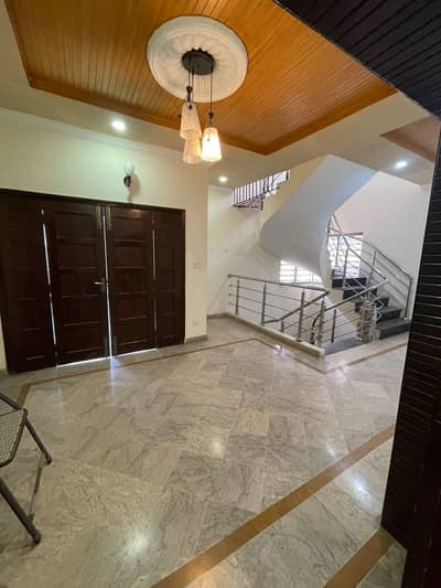 1 kanal house available for rent in bahria town phase 4