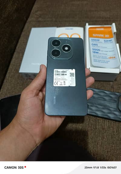 Tecno spark 20 8/128 gb with box