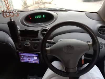 Toyota Vitz 2000 Registered 2014