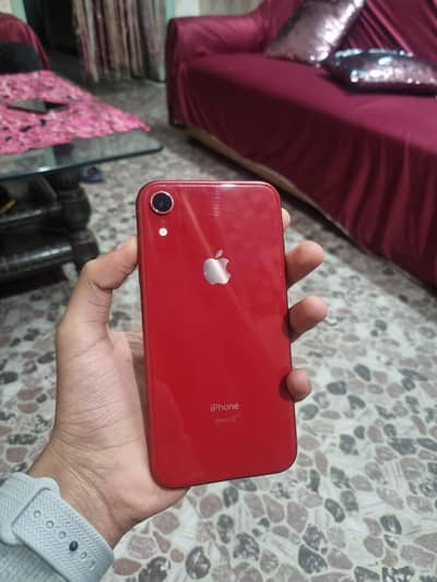 iphone xr factory unlock   64GB