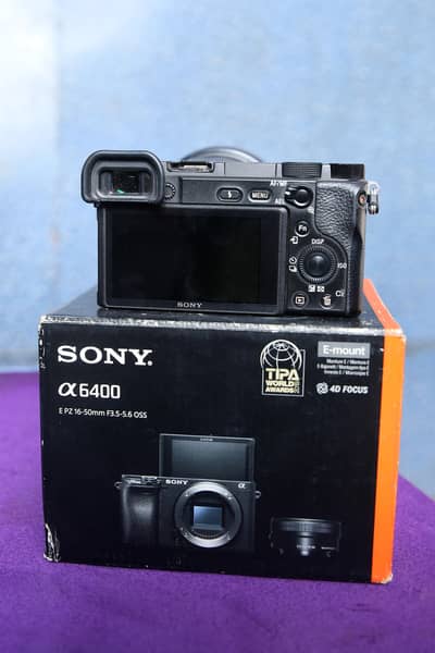 Camera Sony 6400 with Sigma 16mm/1.4 lens