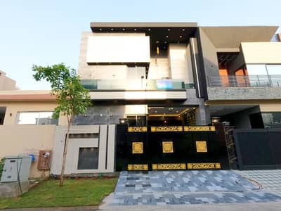 5 Marla Luxury Modern Brand New A Plus Solid Constructed House For Sale And Direct Meeting With Owner In Park View City Lahore.