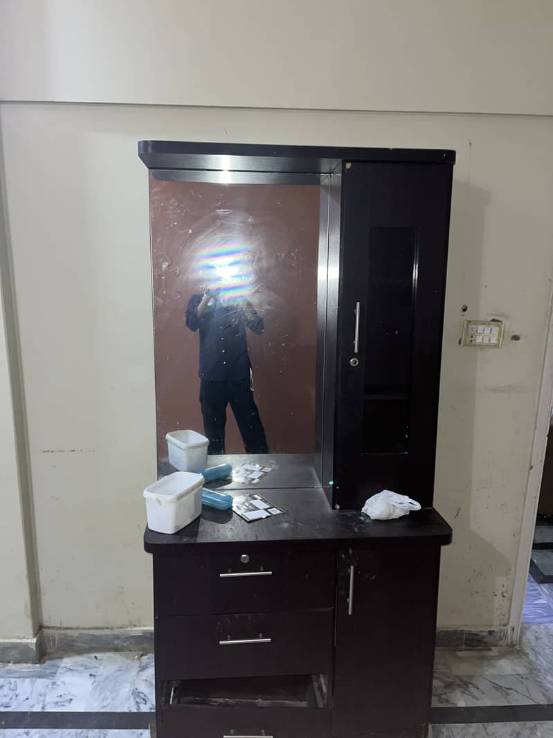 Dressing Table with Mirror 1
