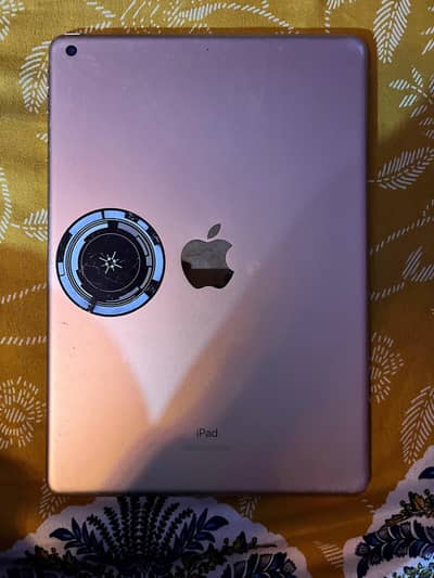 i pad 7 genretoin  golden color 128 bg