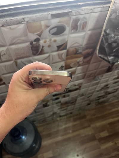 16 pro pta approved 128 gb with box 10/10 desert taitanium