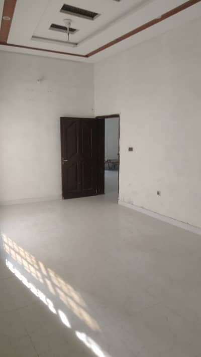 10 Marla Single Storey House Available For Rent In Garden Town Lahore