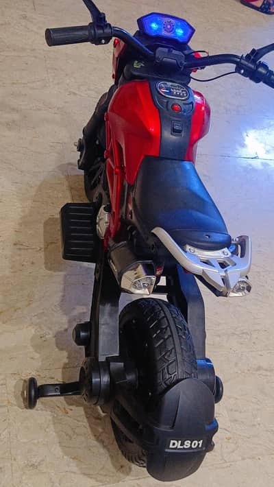 Kid Electric sport bike  New Condition Hardly used