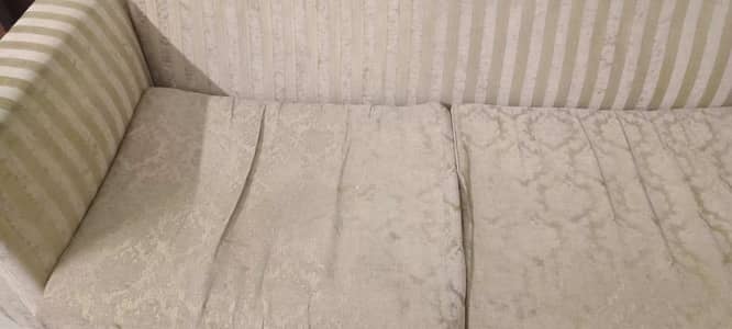 Four seater Sofa set
