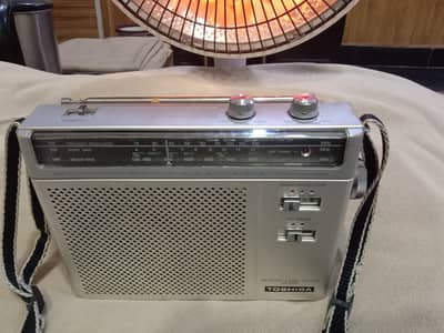 3 Band Toshiba Radio