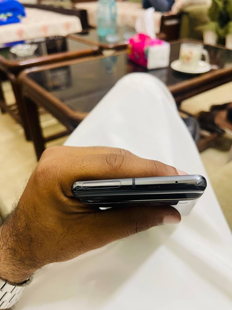 Google Pixel 7 pro 2