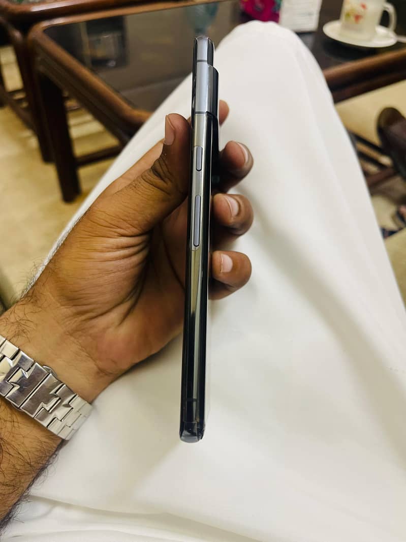 Google Pixel 7 pro 4