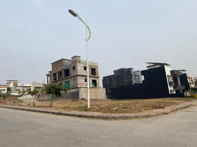 10 Marla Plot For Sale Bharia Town Phase 8