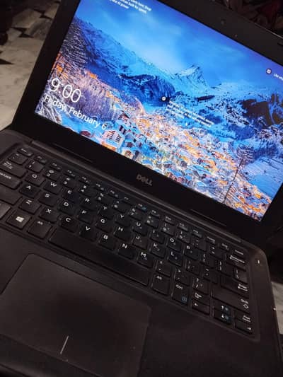 Dell Laptop Available for Sale