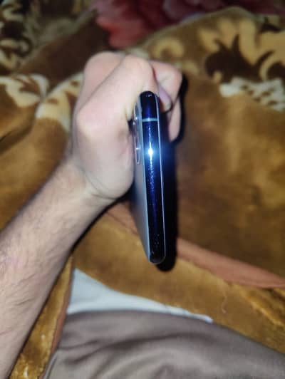 iPhone 11pro max 64GB