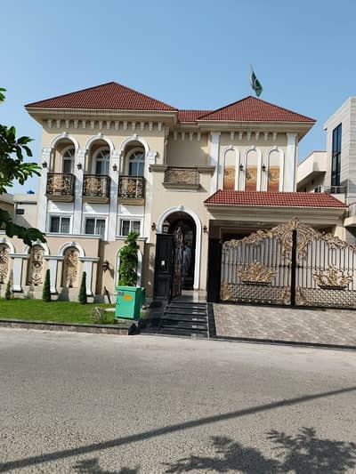 Good Location House Of 20 Marla Is Available For Sale