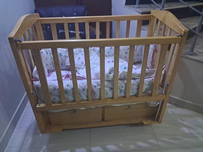 baby Cot (used)