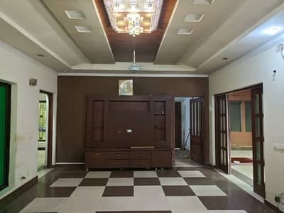 12 Marla Corner Semi-Commercial Double Story House for Rent Near Emporium Mall