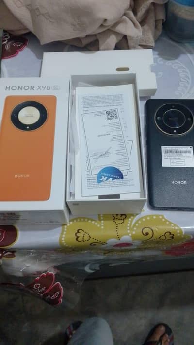 honor 9xb 5G 12Gb 256 box sath Hy  water pack urgent sel no open no
