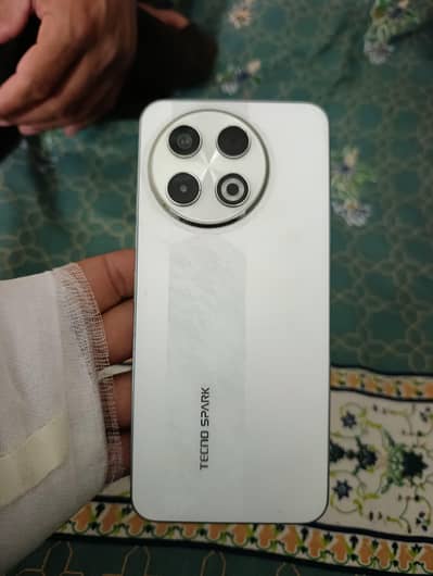 Tecno spark 8 pro white color with complete box not any single issue