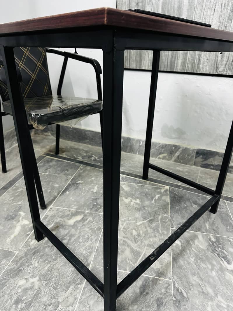 Office Table I Study Table I Computer Table I Workstation Table 2