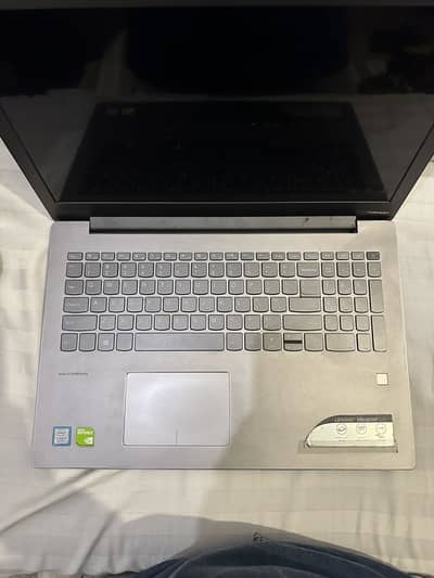 Lenovo ideapad 520 core i7 8th gen