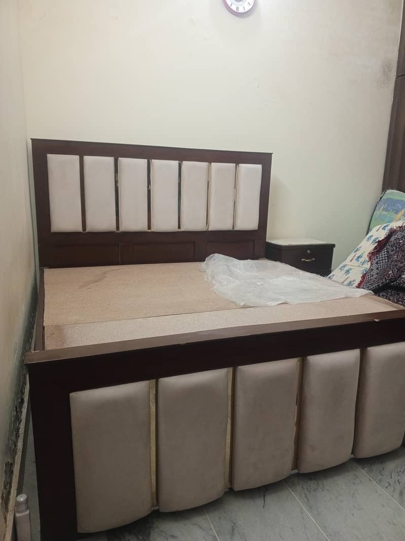Double Bed,side tables, dressing 9