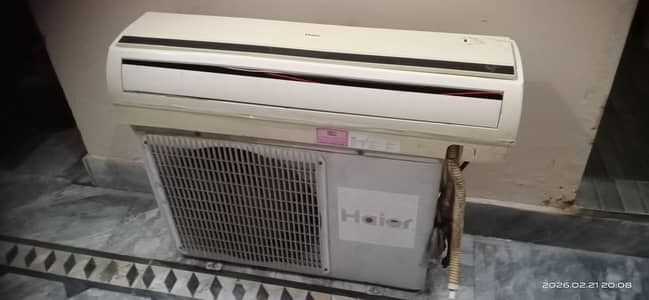 Haier 1.5 ton simple AC 10 by 9 condition