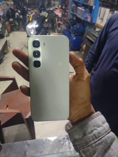 Infinix Hot 60 pro 8/128 Official Pta 10/10 condition