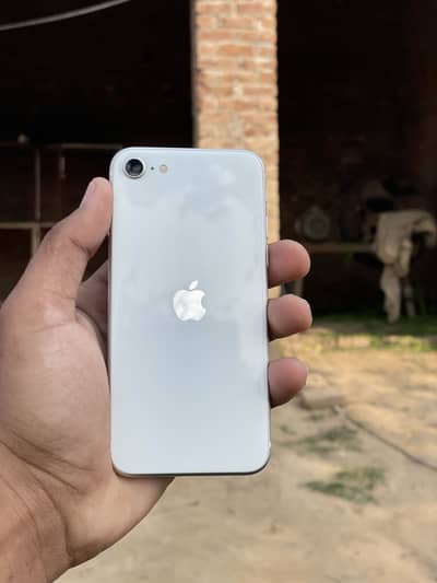 iphonese2020 with box battery change 64gb condition 10/9.5 all ok