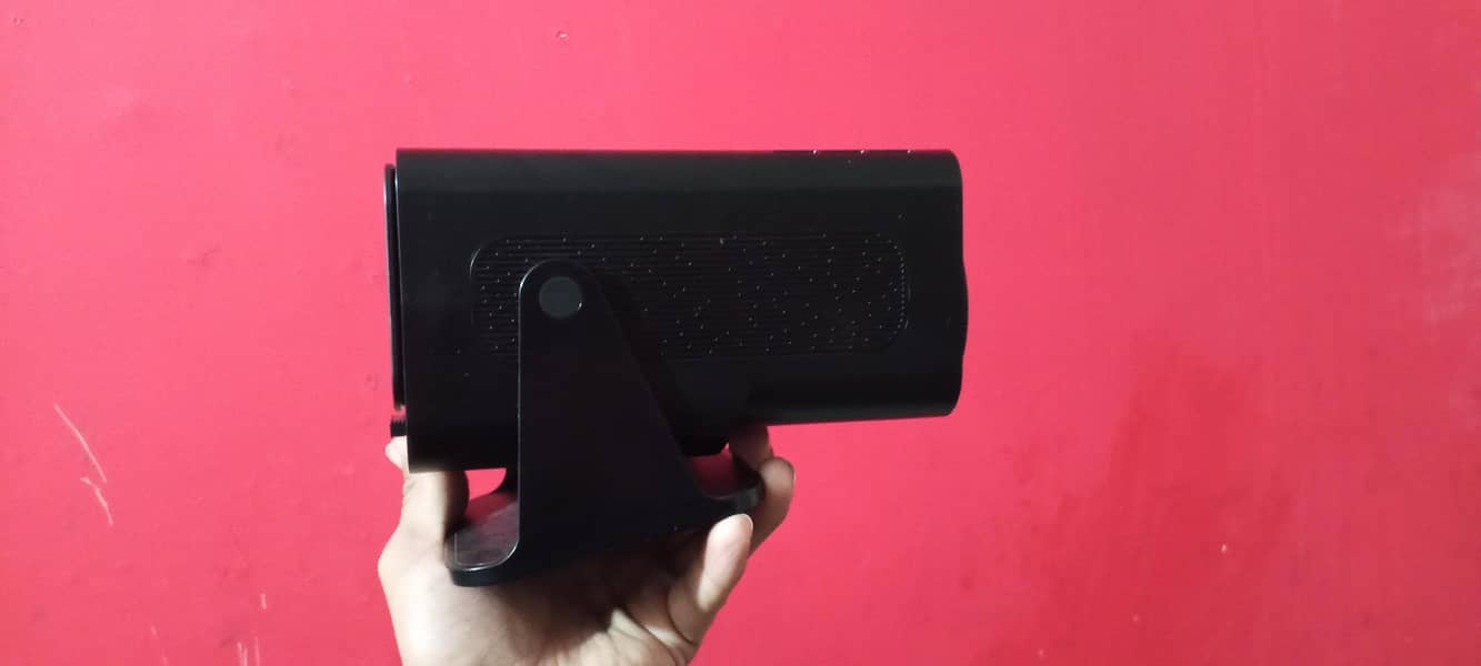 Android projector good condition 4