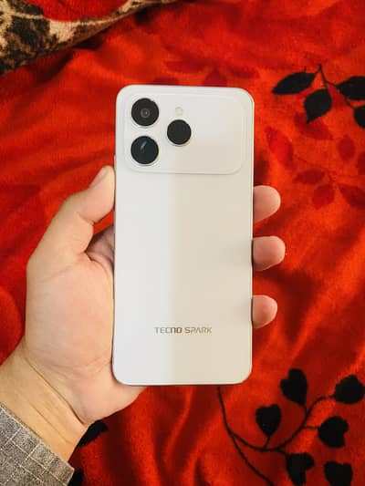 Tecno Spark40 8gb 128gb