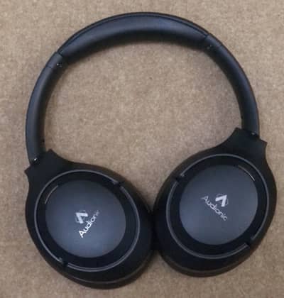 Audionic headphones