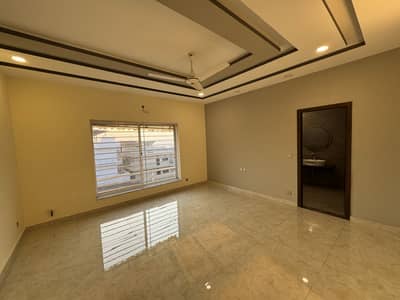 For Rent 1 Kanal House Like Brand New In Bahria Town Phase 3