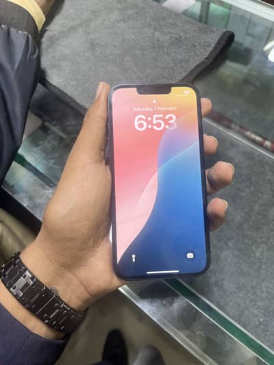 I phone 13 non pta 10/10 128GB buttre helth 90% call 03402856574