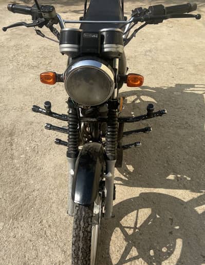 Suzuki gs 150 se 2017