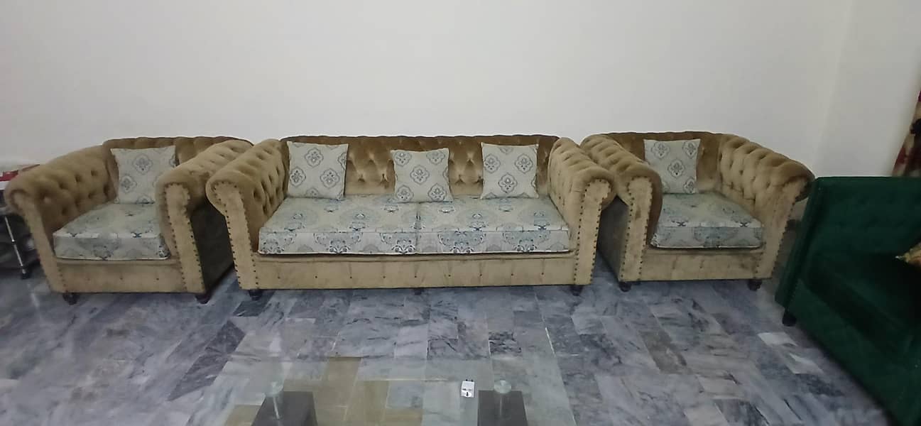 5 Seater Elegant Sofaa Set 1