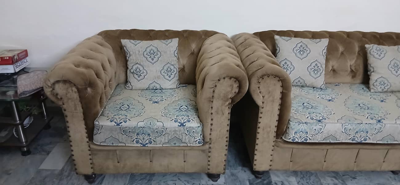 5 Seater Elegant Sofaa Set 3