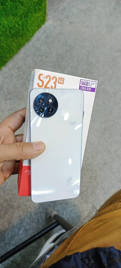 itel s23 16/128 full box    03354365256