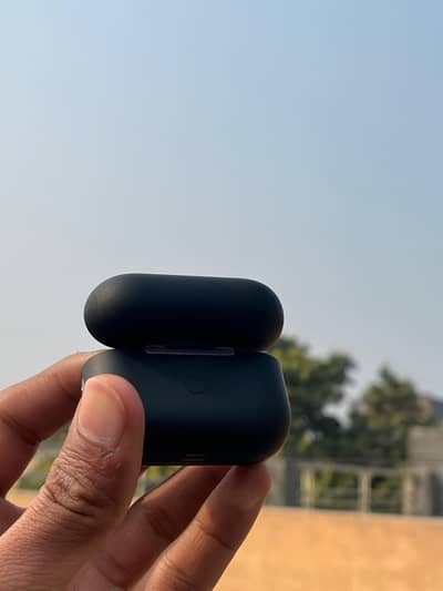 Airports pro 2 black color