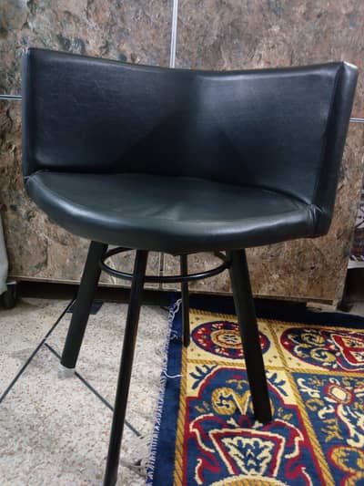 Dinning table and chairs