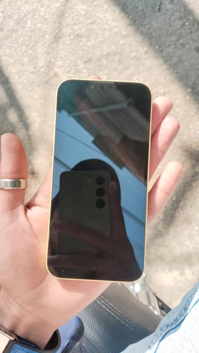 Iphone 14 water pack