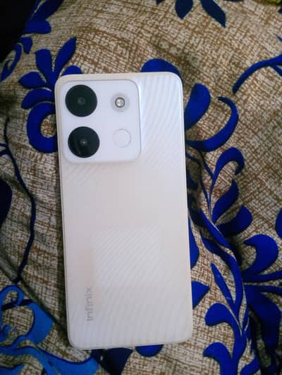 Infinix smart 7 No box only mobile ram 4+3 memory 64