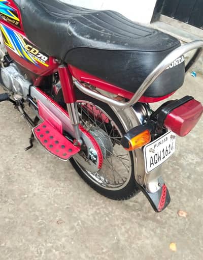 CD 70 bike