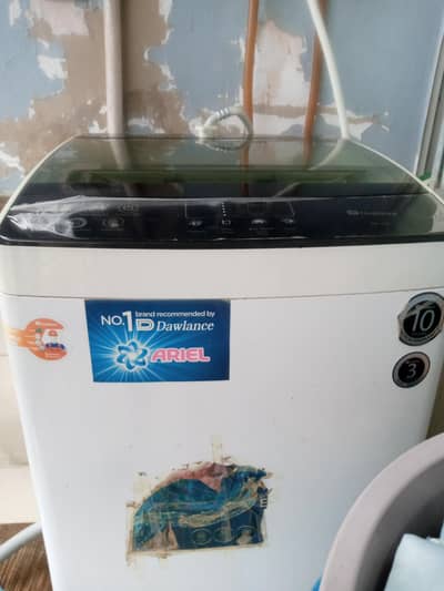 Dawlance Fully Automatic Washing Machine.