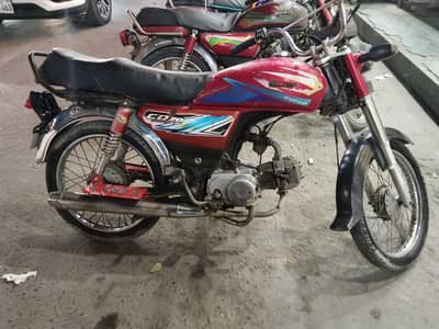hi speed bike 70cc one owner name one and use sale for need money