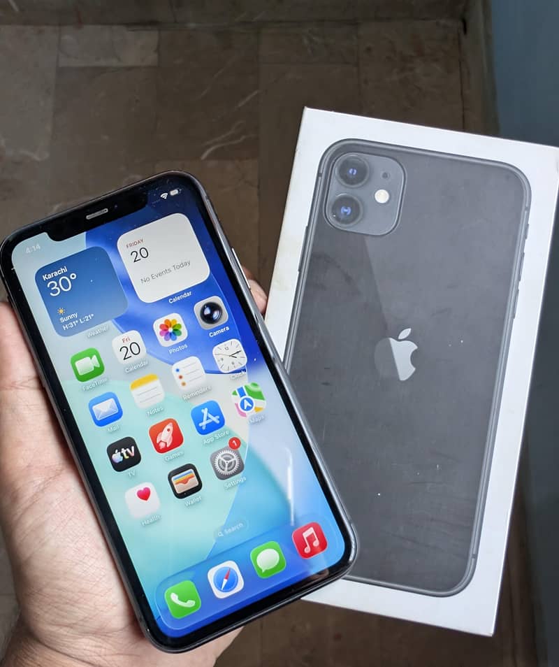 Iphone 11 + box 5
