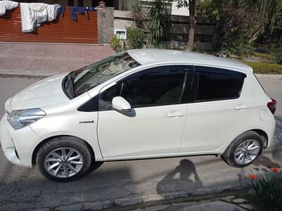 Toyota Vitz 2017
